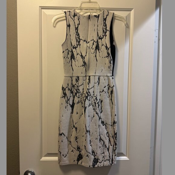 Saks Work Dress - Picture 2 of 3